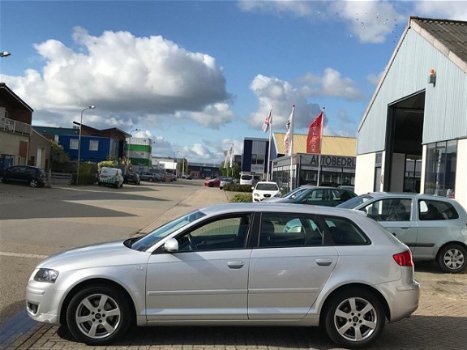 Audi A3 Sportback - 1.6 FSI Attraction Cruise/ Climate/ APK - 1