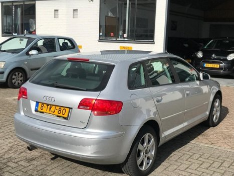 Audi A3 Sportback - 1.6 FSI Attraction Cruise/ Climate/ APK - 1