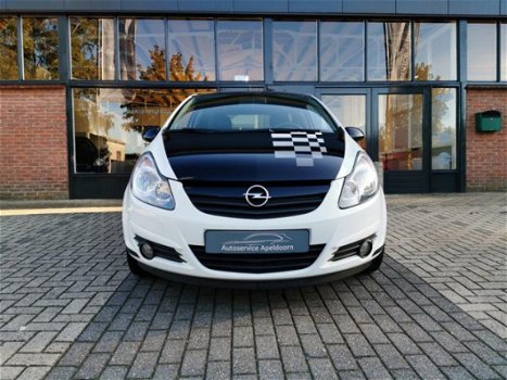 Opel Corsa - 1.4-16V '111' Edition , Color Race Edition, PDC, Airco, LMV, Limited Edition - 1
