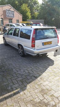 Volvo V70 - 2.3 R AWD - 1