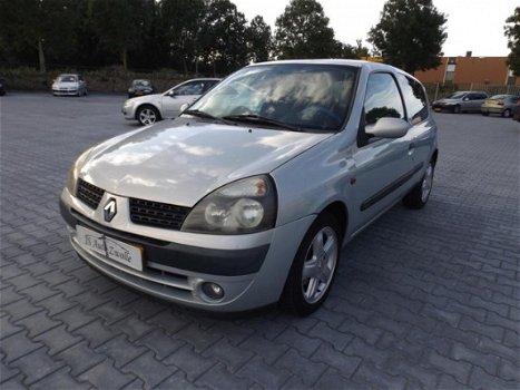 Renault Clio - RT 1.4 16V - 1