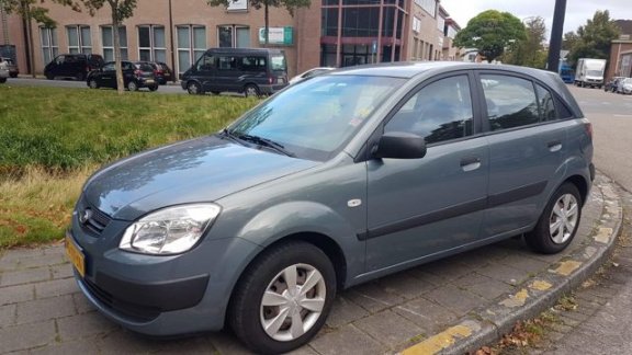 Kia Rio - 1.4 X-pect 1.4 benzine 1 jaar APK NAP - 1