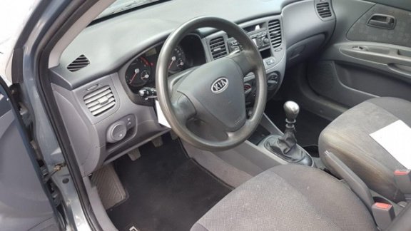 Kia Rio - 1.4 X-pect 1.4 benzine 1 jaar APK NAP - 1