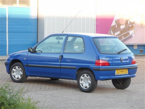 Peugeot 106 - 1.1 XR NiEUWE APK/NAP/117 644 KMRIJD SUPER - 1