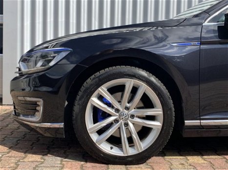 Volkswagen Passat Variant - 1.4 TSI GTE Highline | Ex. btw | 7% | Pano | Trekhaak | Lease - 1