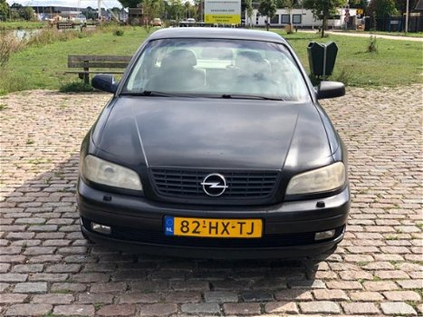 Opel Omega - 3.2i V6 Sport mat zwart jaar APK - 1
