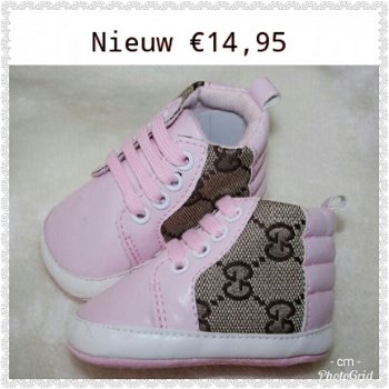 BABY GYMPEN IN ROZE MAAT 20/21 - 2