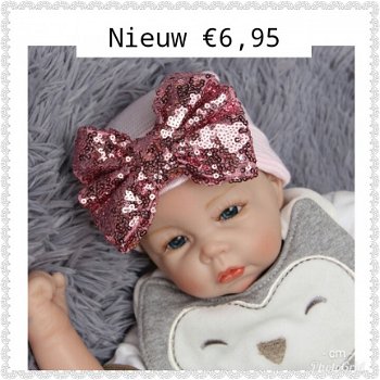 NEW BORN BABY MUTS IN WIT MET ROZE STRIK MAAT 50 - 1