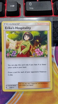 Erika's Hospitality  56/68  Rare Hidden Fates