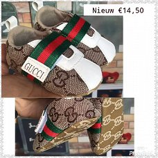 G UCCI BABY SCHOENEN MAAT 18/19 BRUIN