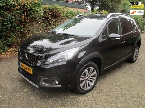 Peugeot 2008 - 1.2 PureTech Allure 12 turbo 110 pk Aut6 halfleer navi Black - 1