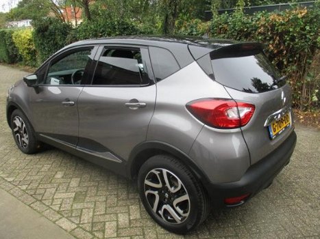 Renault Captur - 0.9 TCe Dynamique 17 INCH two tone met 23000km - 1