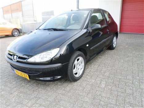 Peugeot 206 - 1.4 X-line stuurbekr cv 149.000nap - 1