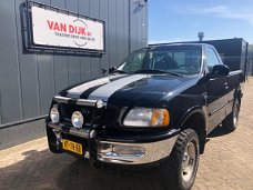 Ford F150 - XLT 4x4 handgeschakeld marge benzine