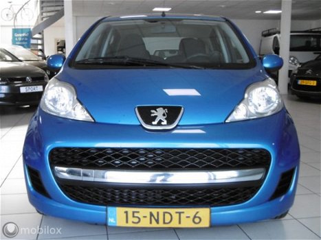 Peugeot 107 - 1.0-12V Urban Move Airco trekhaak met garantie - 1