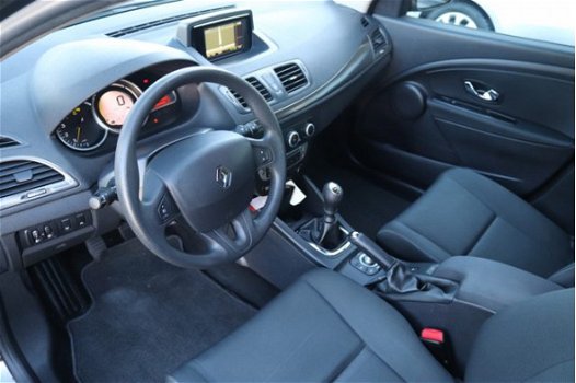 Renault Mégane - 1.5 dCi Authentique 50 procent deal 4.625, - ACTIE Navi / Bluetooth / Airco / Cruis - 1