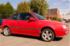 Volkswagen Golf Cabriolet - 1.8