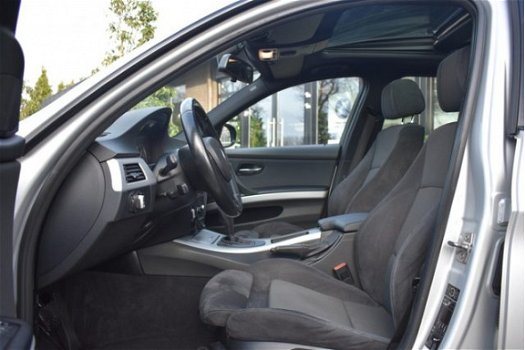 BMW 3-serie - 320D M Sport Pakket Aut Pano Sportstoelen Pdc - 1