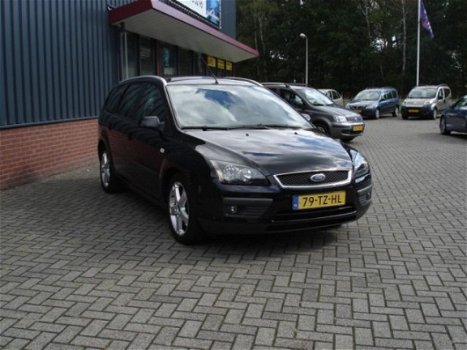 Ford Focus Wagon - 1.6 distr riem verv. Alle onderh. aanw - 1