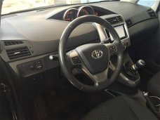 Toyota Verso - 1.8 VVT-i Aspiration Navigatie; Trekhaak Speciale prijs