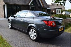 Renault Mégane coupé cabriolet - 1.6-16V Dynamique KOOPJE SLECHTS €3980,