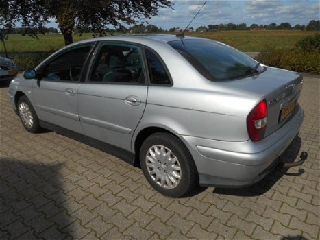 Citroën C5 - 2.0-16V Différence clima bj 2003 - 1