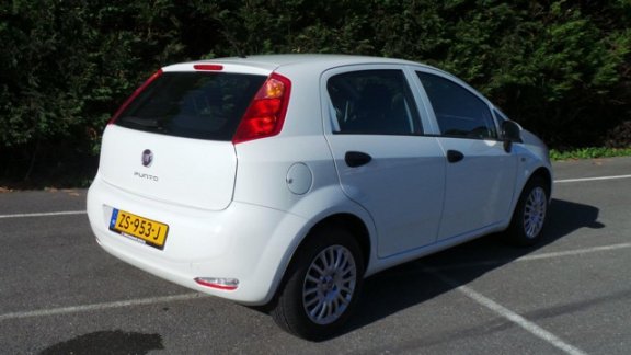 Fiat Punto Evo - 5-DEURS 1.2 Street, AIRCO, ELEK. RAMEN, MISTL - 1