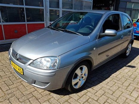 Opel Corsa - 1.2i 16V NJoy met Airco - 1