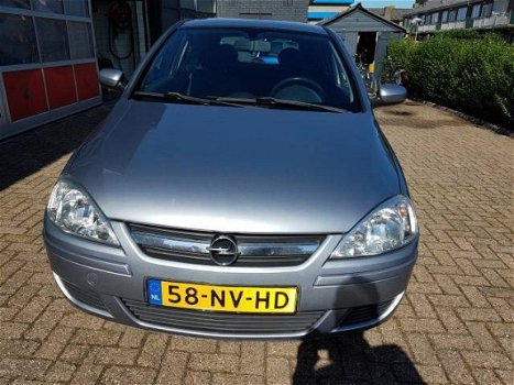 Opel Corsa - 1.2i 16V NJoy met Airco - 1