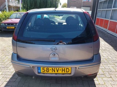 Opel Corsa - 1.2i 16V NJoy met Airco - 1