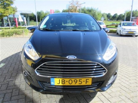 Ford Fiesta - 1.0 EcoBoost Titanium Navi/Climatic/Parkeerhulp - 1