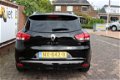 Renault Clio Estate - TCe 90 Intens met optie's - 1 - Thumbnail