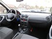 Dacia Duster - 1.6 Ambiance 2wd NIEUWE DISTRIBUTIERIEM| DEALER ONDERHOUDEN | AIRCO | - 1 - Thumbnail