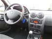 Dacia Duster - 1.6 Ambiance 2wd NIEUWE DISTRIBUTIERIEM| DEALER ONDERHOUDEN | AIRCO | - 1 - Thumbnail