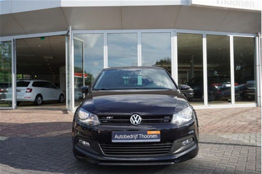 Volkswagen Polo - 1.2 TSI BlueMotion R-Line Edition, Navi, Cruise control, PDC Nieuwjaarsactie van € - 1