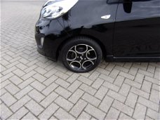 Kia Picanto - 1.0 CVVT World Cup Ed