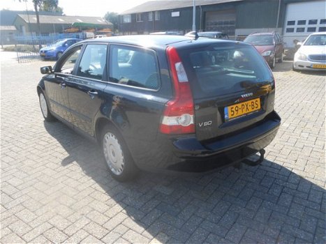 Volvo V50 - 2.0D Kinetic - 1