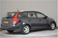 Kia Cee'd - 1.4 CVVT 90 PK X-tra - 1 - Thumbnail