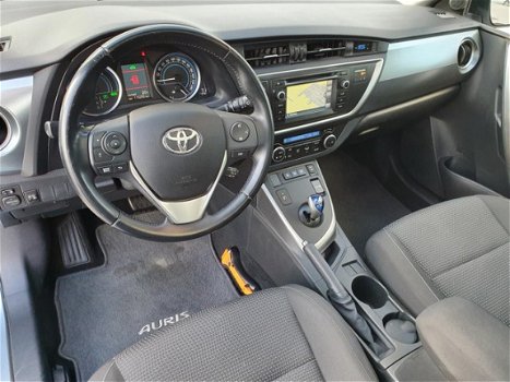 Toyota Auris - 1.8 HYBRID PANODAK-TREKHAAK-NAVI - 1