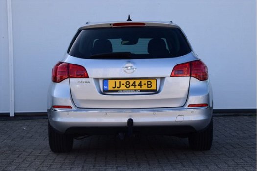 Opel Astra Sports Tourer - 1.4 Turbo Navi, Parkeersensoren, Trekhaak, Dealer onderhouden - 1