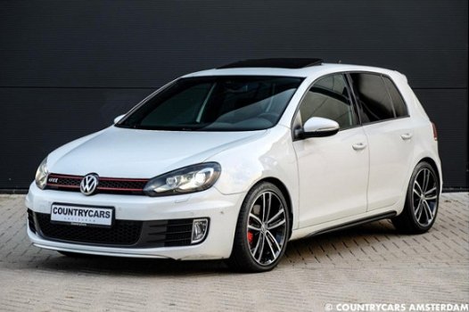 Volkswagen Golf - 6 2.0 TSI GTI Pano Led DCC PDC Camera - 1