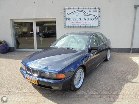 BMW 5-serie - e39 540i Executive Origineel NL 6 Handbak - 1