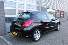 Peugeot 308 - 1.6 THP XT Automaat Navigatie Climate N.A.P