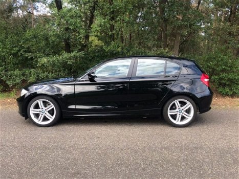 BMW 1-serie - 116i facelift 122pk M-velgen - 1