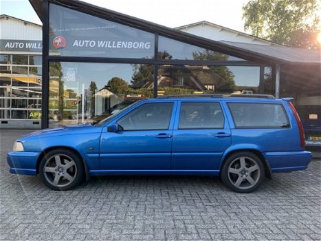Volvo V70 - R AWD Laser Blue, Youngtimer - 1