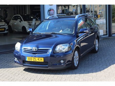 Toyota Avensis - 1.8 VVT-i Luna Leer / Trekhaak / Navi - 1