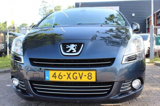 Peugeot 5008 - 1.6 e-HDi Blue Lease 5p. panoramadak NAVI - 1