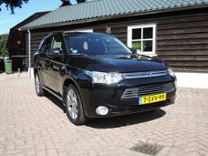 Mitsubishi Outlander - PHEV INTENSE+