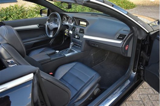 Mercedes-Benz E-klasse Cabrio - E 200 Elegance AirScarf / Navi / Leder / PDC - 1