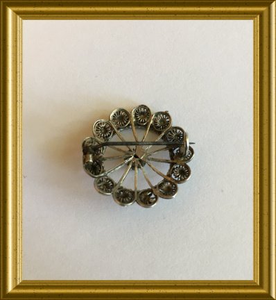 Oude zilveren broche met groen steentje - Afbeelding 3